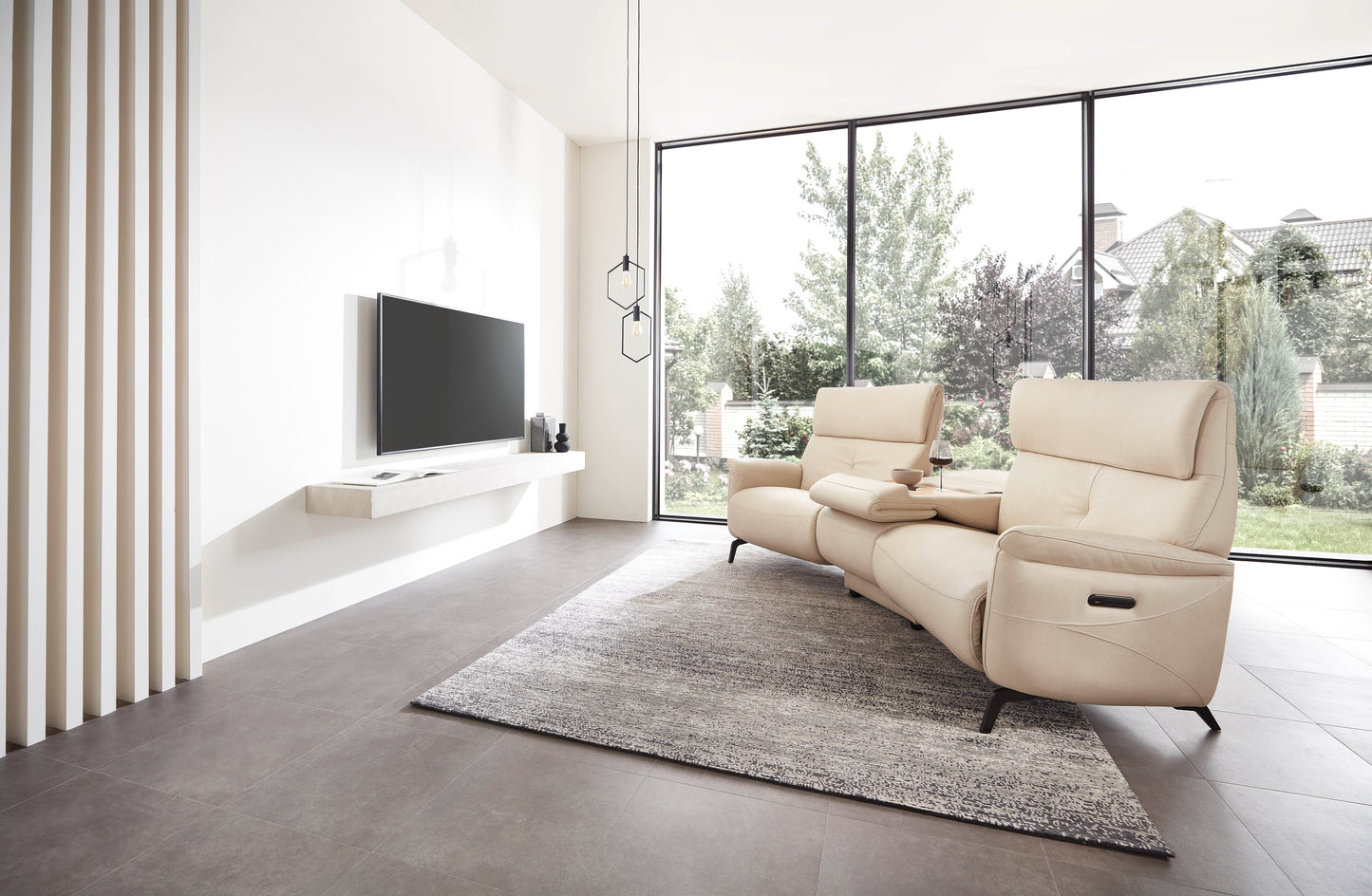 Leder Rundsofa MRS 4080 mit 4 Motoren mit Herz-Waage Funktion Sonderedition - Relaxsessel von meinRelaxsessel.de - 5 Jahre Garantie auf Relaxsessel GESCHENKT! Kaufe jetzt bei meinRelaxsessel.de