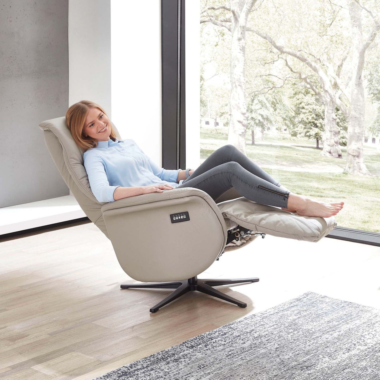 Elektrisch verstellbarer Relaxsessel "MRS 910" - von meinRelaxsessel.de - 5 Jahre Garantie auf Relaxsessel GESCHENKT! Kaufe jetzt bei meinRelaxsessel.de